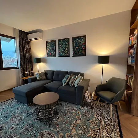 Apartment Library